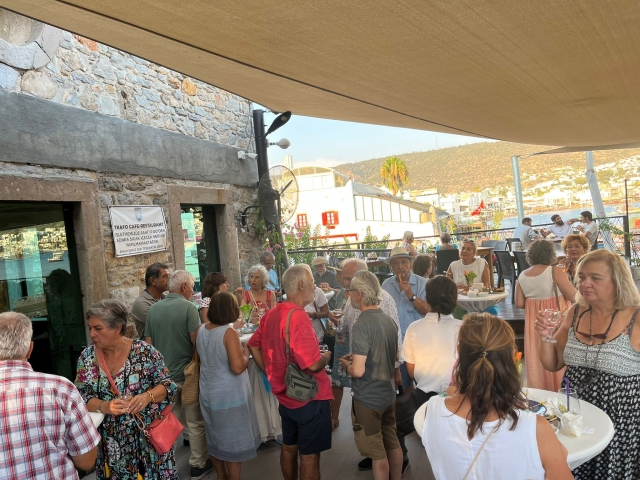 1f3ea39b-78c5-460a-a5e0-15cbea7c0af1