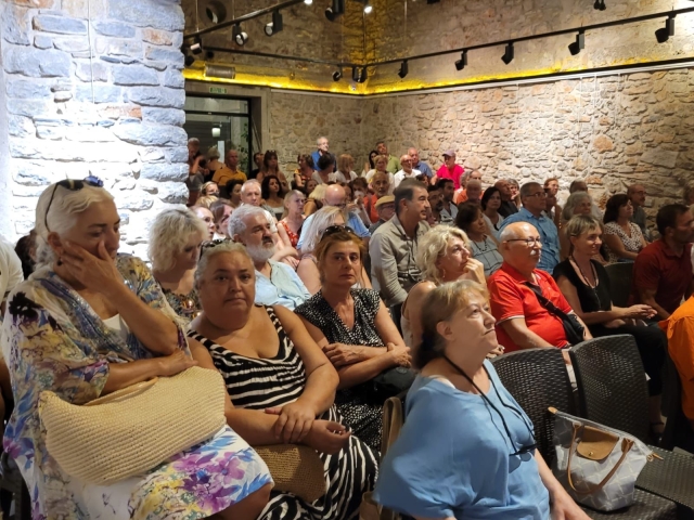 4e0d9d11-21ee-43bd-a309-5cf9f553d64d